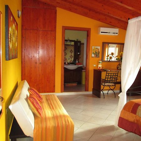 B&B Le Terrazze Isola Di S. Antioco SantʼAntìoco Exteriör bild