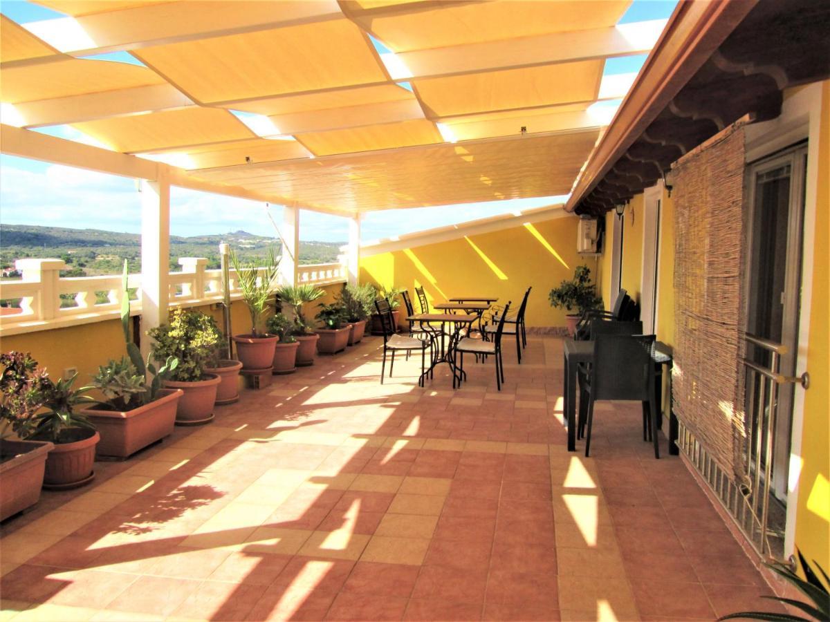 B&B Le Terrazze Isola Di S. Antioco SantʼAntìoco Exteriör bild