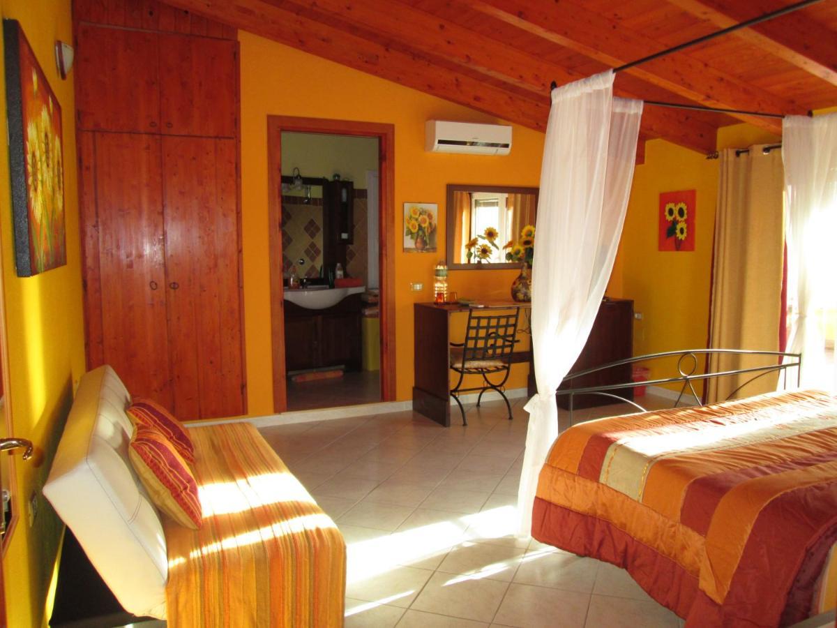 B&B Le Terrazze Isola Di S. Antioco SantʼAntìoco Exteriör bild