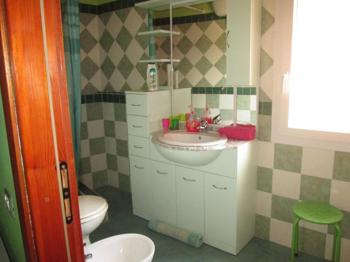 B&B Le Terrazze Isola Di S. Antioco SantʼAntìoco Exteriör bild