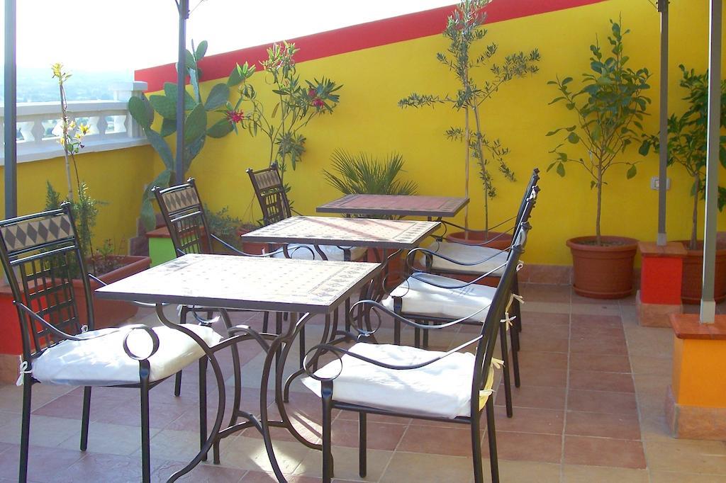 B&B Le Terrazze Isola Di S. Antioco SantʼAntìoco Exteriör bild
